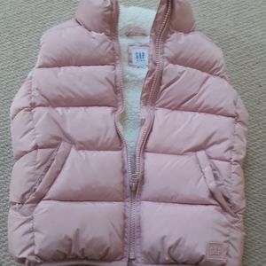 Gap vest